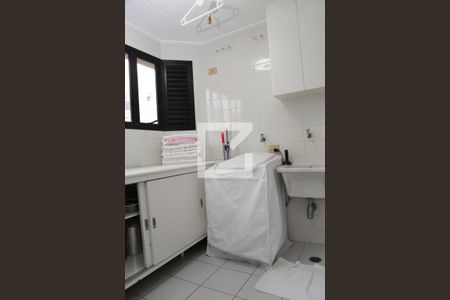 Apartamento para alugar com 120m², 2 quartos e 1 vagaArea de serviço