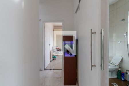 Corredor  de apartamento à venda com 2 quartos, 60m² em Cambuci, São Paulo
