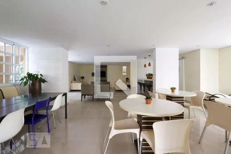 Apartamento à venda com 140m², 4 quartos e 4 vagasÁrea comum - Salão de festas