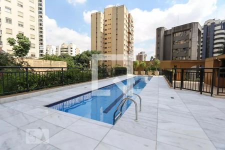 Apartamento à venda com 140m², 4 quartos e 4 vagasÁrea comum - Piscina