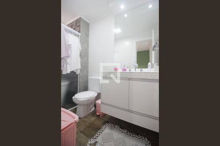 Apartamento à venda com 140m², 4 quartos e 4 vagasBanheiro da Suíte 2