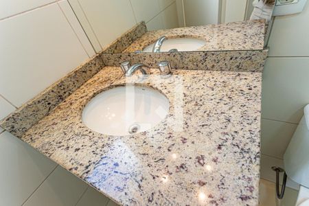 Apartamento para alugar com 77m², 3 quartos e 2 vagasBanheiro da Suíte