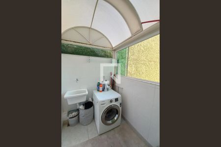 Apartamento à venda com 63m², 2 quartos e 1 vagaÁrea de Serviço