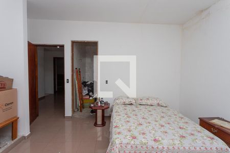 Casa à venda com 431m², 4 quartos e 8 vagas Casa à venda com 431m², 4 quartos e 8 vagasQuarto 3 - suíte