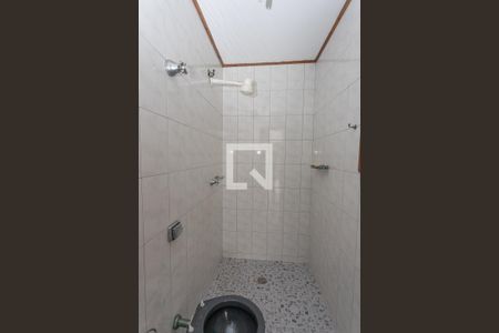 Casa à venda com 431m², 4 quartos e 8 vagas Casa à venda com 431m², 4 quartos e 8 vagasBanheiro de serviço