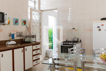 Casa à venda com 248m², 3 quartos e 1 vagaCozinha