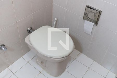 Casa à venda com 248m², 3 quartos e 1 vagaBanheiro