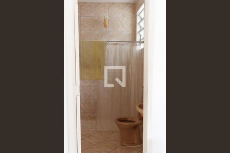 Casa à venda com 248m², 3 quartos e 1 vagaBanheiro