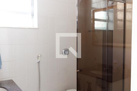 Casa à venda com 248m², 3 quartos e 1 vagaBanheiro