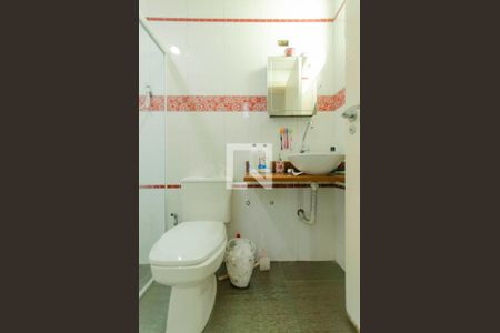 Casa à venda com 260m², 5 quartos e 1 vagaBanheiro 2