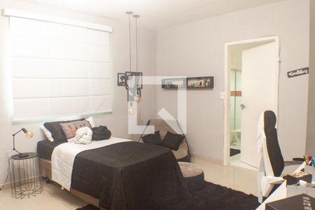 Casa para alugar com 280m², 3 quartos e 3 vagasSuíte 2