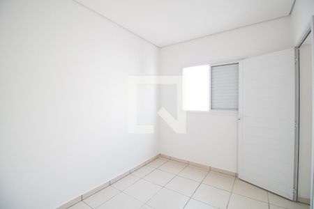 Quarto 2 de casa para alugar com 2 quartos, 50m² em Vila Antonio, São Paulo
