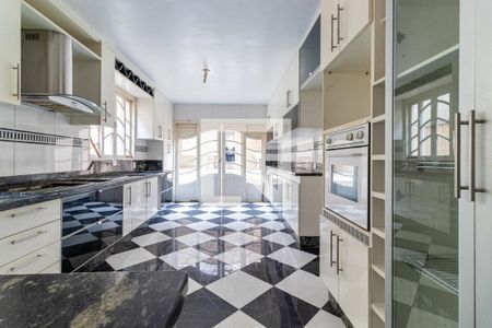 Casa à venda com 850m², 4 quartos e 2 vagasCozinha