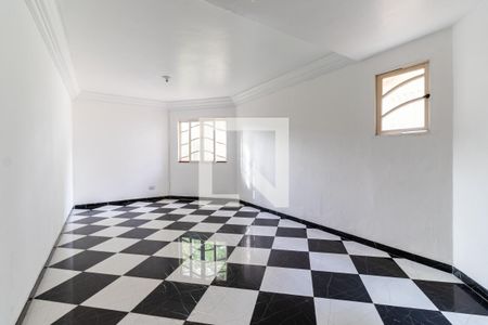 Sala de Casa com 3 quartos, 850m² Vila Campo Grande