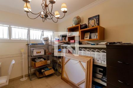 Casa à venda com 858m², 6 quartos e 6 vagasEscritório