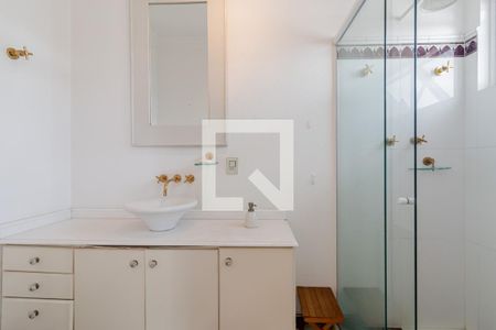 Casa à venda com 858m², 6 quartos e 6 vagasBanheiro da Suíte