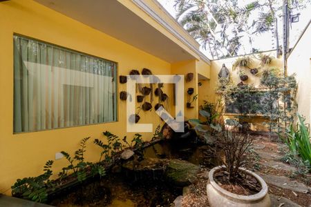 Casa à venda com 858m², 6 quartos e 6 vagasEntrada