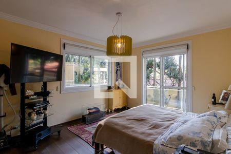 Casa à venda com 858m², 6 quartos e 6 vagasSuíte 4