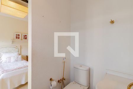 Casa à venda com 858m², 6 quartos e 6 vagasBanheiro da Suíte