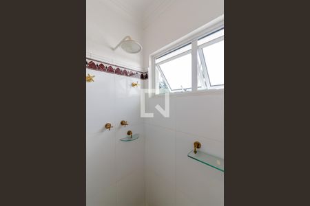 Casa à venda com 858m², 6 quartos e 6 vagasBanheiro da Suíte