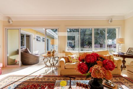 Casa à venda com 858m², 6 quartos e 6 vagasSala 1