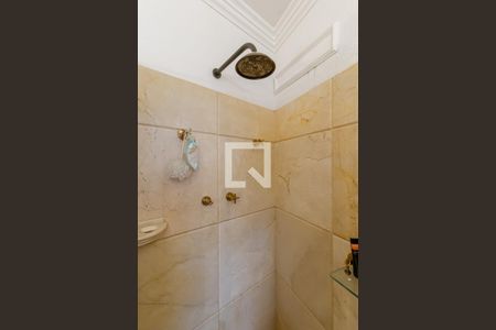 Casa à venda com 858m², 6 quartos e 6 vagasBanheiro da Suíte 4