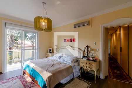 Casa à venda com 858m², 6 quartos e 6 vagasSuíte 4