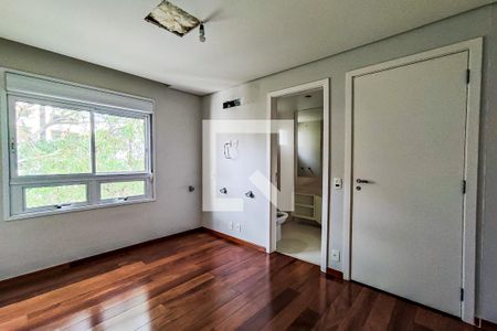 Apartamento à venda com 357m², 5 quartos e 5 vagasSuíte 3