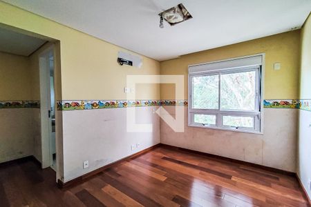 Apartamento à venda com 357m², 5 quartos e 5 vagasSuíte 2