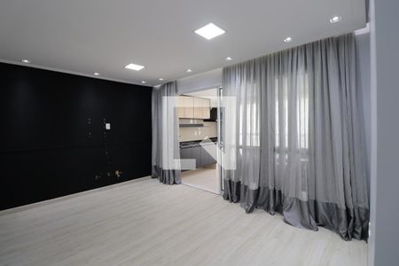 Sala de apartamento à venda com 2 quartos, 87m² em Jardim Flor da Montanha, Guarulhos