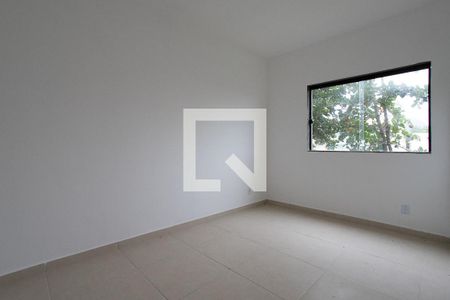 Quarto 2 de apartamento para alugar com 2 quartos, 52m² em Vargem Pequena, Rio de Janeiro