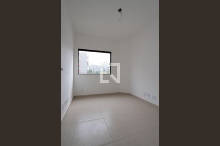 quarto 1 de apartamento para alugar com 2 quartos, 52m² em Vargem Pequena, Rio de Janeiro