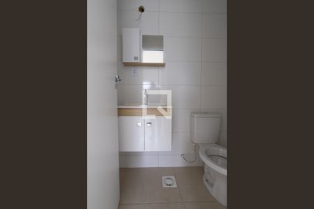 Apartamento para alugar com 52m², 2 quartos e 1 vaga Apartamento para alugar com 52m², 2 quartos e 1 vagaBanheiro