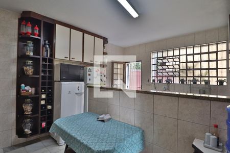 Casa à venda com 600m², 5 quartos e 2 vagasCozinha