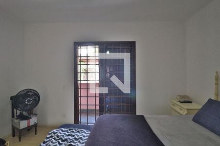 Casa à venda com 600m², 5 quartos e 2 vagasQuarto 1