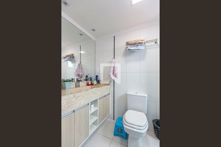 Apartamento à venda com 128m², 3 quartos e 3 vagasBanheiro da Suite 3