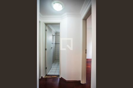 Corredor - Quartos de apartamento para alugar com 2 quartos, 67m² em Vila Guarani (z Sul), São Paulo