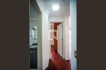 Corredor - Quartos de apartamento para alugar com 2 quartos, 67m² em Vila Guarani (z Sul), São Paulo