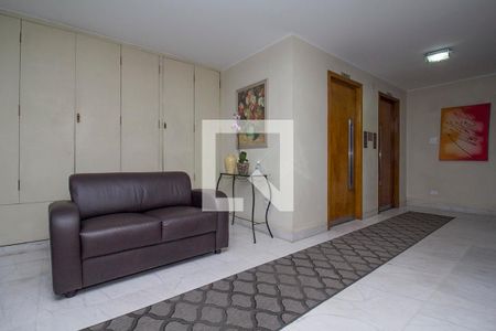 Apartamento à venda com 84m², 2 quartos e 1 vagaÁrea comum - Hall de Entrada