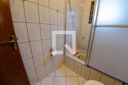 Casa para alugar com 400m², 3 quartos e 1 vagaBanheiro da suíte