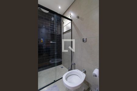 Apartamento à venda com 75m², 2 quartos e sem vaga Apartamento à venda com 75m², 2 quartos e sem vagaBanheiro da Suíte