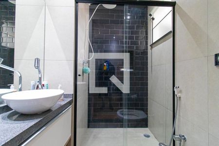 Apartamento à venda com 75m², 2 quartos e sem vaga Apartamento à venda com 75m², 2 quartos e sem vagaBanheiro da Suíte