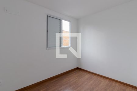 Quarto 2 de apartamento para alugar com 2 quartos, 42m² em Jardim Maria Estela, São Paulo