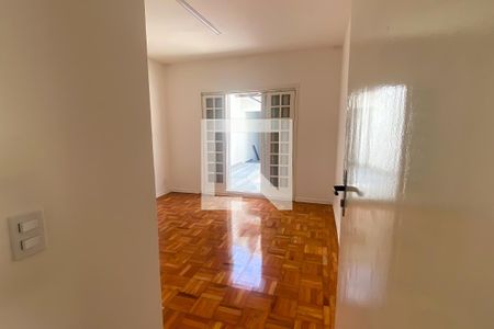 Casa à venda com 380m², 4 quartos e 4 vagasQuarto 4
