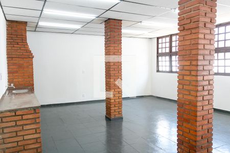 Casa à venda com 380m², 4 quartos e 4 vagasChurrasqueira