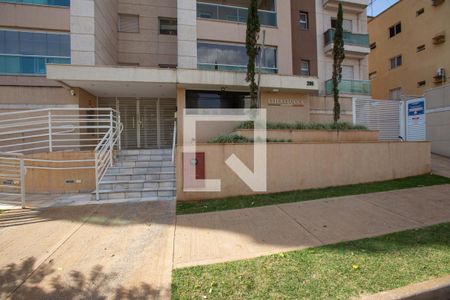 Apartamento para alugar com 77m², 2 quartos e 2 vagasFachada