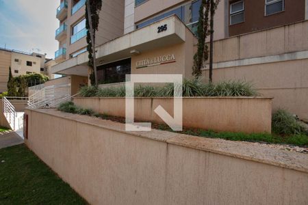 Apartamento para alugar com 77m², 2 quartos e 2 vagasFachada