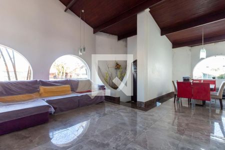 Sala de casa à venda com 3 quartos, 223m² em Parque Cruzeiro do Sul, São Paulo