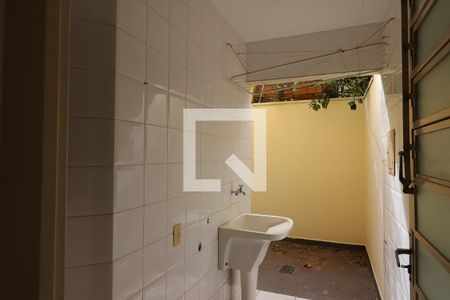 Apartamento para alugar com 98m², 3 quartos e 1 vaga Apartamento para alugar com 98m², 3 quartos e 1 vagaLavanderia