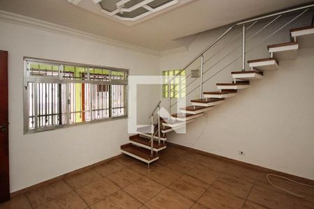 Sala de casa à venda com 3 quartos, 200m² em Vila Santa Virginia, São Paulo